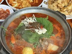 -喇喇排骨火锅·传统韩式脊骨汤(望京西园总店)