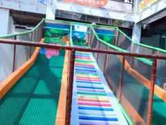 -蒙特利亲子乐园