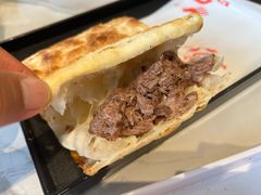 -高玛纳驴肉火烧(一世界店)