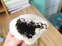 -蜜蜂小象·榴莲千层蛋糕(时代汇11栋店)
