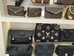-六六奢品·vintage中古·回收二手奢侈品包包手表首饰(环球港店)