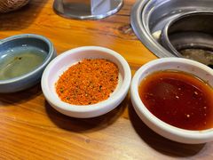 -草家酱蟹炭火烤肉店(珲春南路一店)
