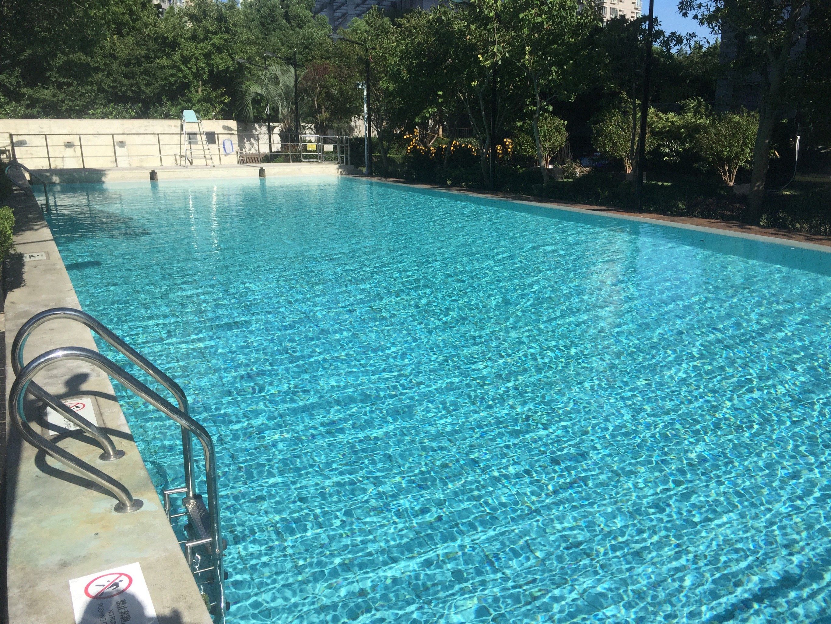 露天泳池 普拉提 健身 五星级酒店