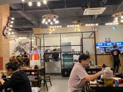 大堂-海岛八号龙虾烧烤田鸡(蓝天路总店)