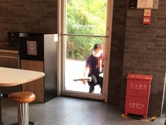 -麦当劳(欢乐谷店)