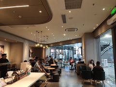 -星巴克臻选(周浦万达店)