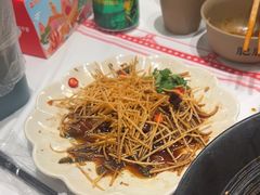 -肥肥虾庄·金牌油焖大虾(汉口城市广场店)