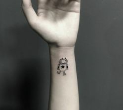 -刺客纹画纹身·洗纹身·穿孔饰品