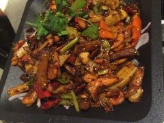 -炭舍干锅·烤鱼(扬名广场店)