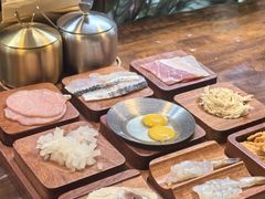 -银米·云南传统过桥米线(双廊黑金冠店)