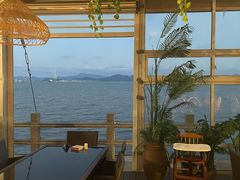 -鹰龙海畔度假酒店(咸祥店)