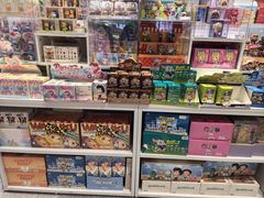 -名创优品(山东青岛华润万象城店)