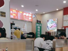 -万煲旺·香港老传承煲仔饭·猪杂汤(客村店)