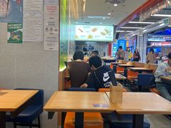 -天瑞福云南过桥米线(十里河店)