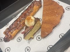 -HOT CRUSH趁热集合·现烤面包(上海环球港店)