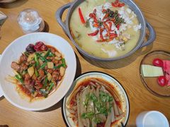 -隔壁老王·家常云南菜(花巷店)