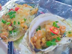 -亚龙湾亚泰商业街