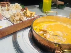 -花菇朵·云山雀 ll 野生菌锅·野果酸汤·精品滇菜(万柳店)