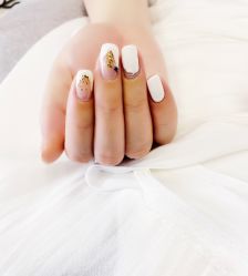 -悦色美甲美睫·精品