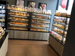 面包甜点陈列柜-85度C(上海秀沿路店)