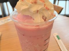 -星巴克(青岛火车北站候车大厅店)