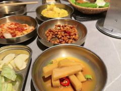 -草家酱蟹炭火烤肉店(珲春南路一店)