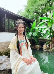 -一揽芳华汉服旗袍体验馆(拙政园店)