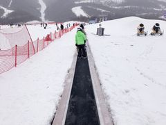 -鳌山滑雪度假区