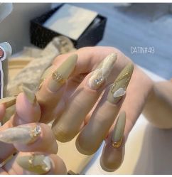 -慕拉美甲美睫皮肤管理