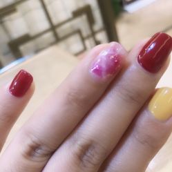 -薇奈尔美甲美睫·科技美肤