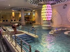 -水晶之星洗浴温泉汗蒸