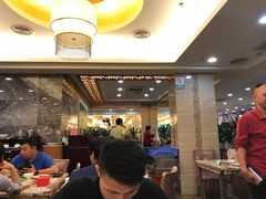 大堂-椿记烧鹅(叠彩店)