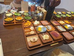 -银米·云南传统过桥米线(双廊黑金冠店)