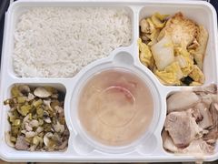 -郭巨人农家食堂(南部商务区店)