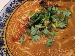 -弘安丽水温泉酒店