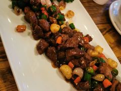 -胡桃里音乐餐厅(陶溪川店)(川湘赣菜·世界百大酒庄直供红酒·音乐表演)
