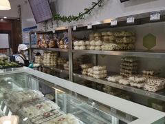-白玉兰食品(中山公园龙之梦店)