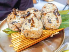金枪鱼手握饭团-围炉肉舍丹东海鲜烤肉·烤活鳗(步行街店)