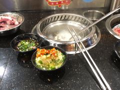 自助调料区-钱小主·自助回旋烤肉火锅餐厅(东方新天地店)