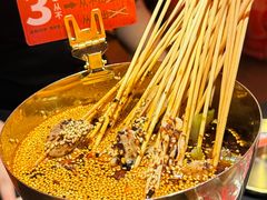 -何师烧烤Pro ·江湖川菜·小龙虾·精酿(太古里旗舰店)