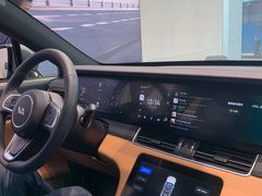 -理想汽车(世纪汇店)