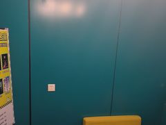 -荒岛实景沉浸密室(江汉路1店)