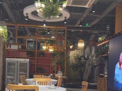 -香山湖家家宴(中山陵店)