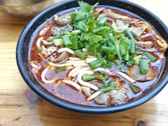 -张家羊肉汤粉小吃店