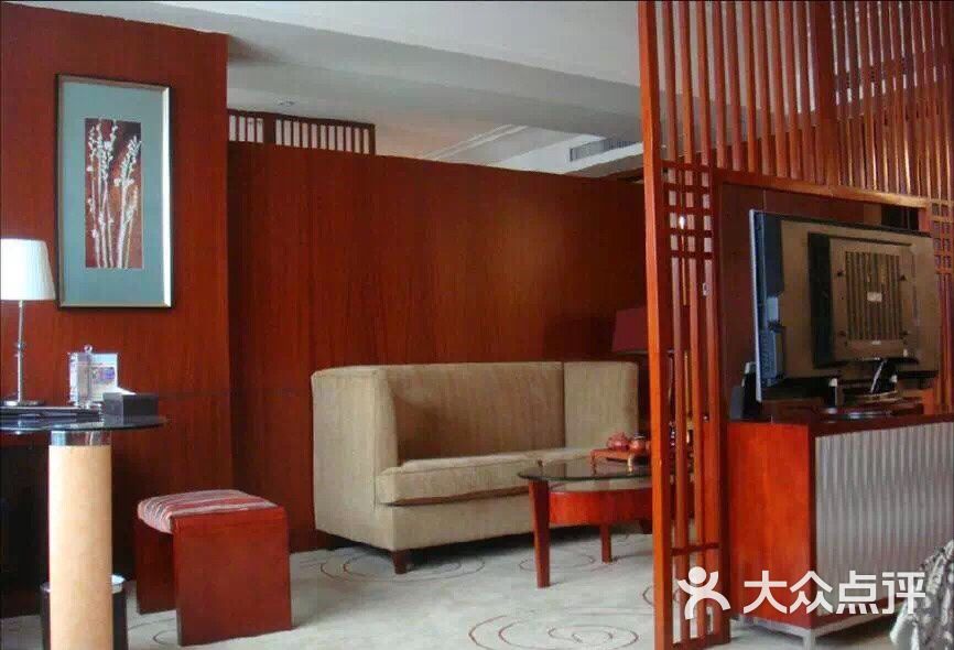 四星级/高档型 龙华新区 金皇大酒店 网友点评