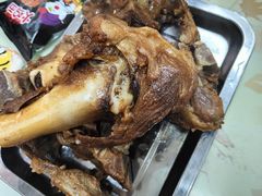 -荣吉招牌自助骨头锅(顾乡店)