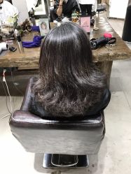 做发型前-BABY FACE沙龙