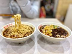 -八一路好吃街(雨田商务大厦店)