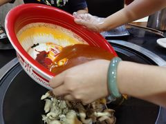 -老刘生态大鱼坊铁锅炖鱼(赛马场店)