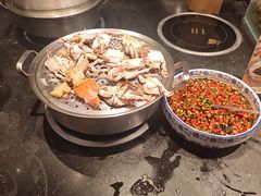 -钱小奴海鲜自助黑金店(杭州滨江龙湖店)